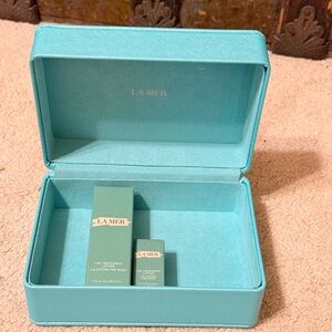 NEW La Mer Treatment lotion x2 and a gift/storage box.